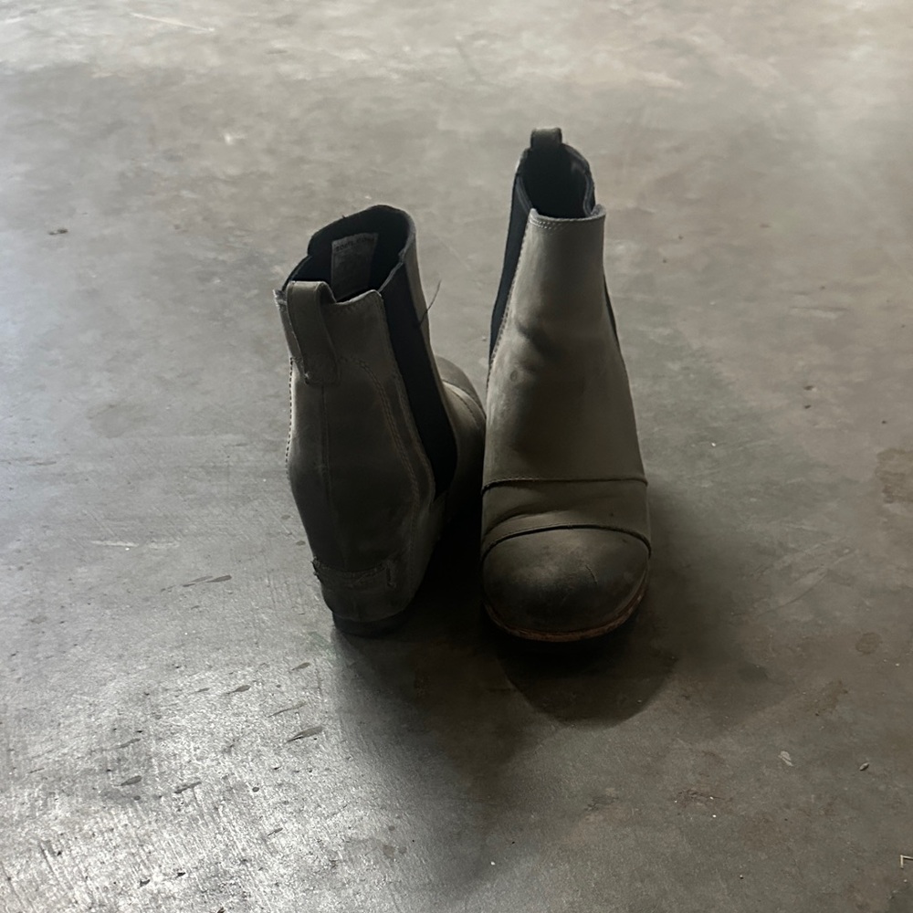 Sorel Gray Ankle Boots for Women